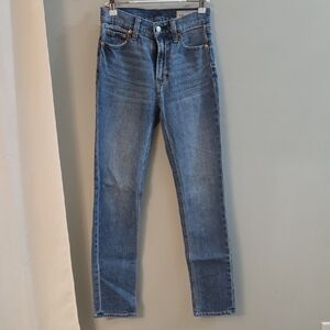 Gap Women's Straight Leg Blue Jeans